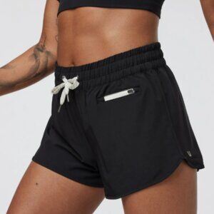 Navy Vuori Clementine 2.5" Short 2.0 - size S